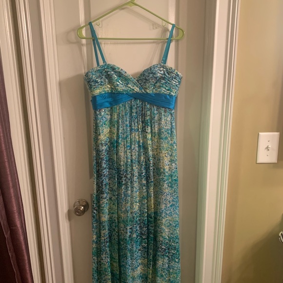 BCBG MAXAZRIA Dress - Picture 4 of 7